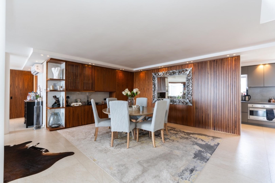 To Let 4 Bedroom Property for Rent in Fresnaye Western Cape